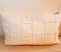 Cojin rectangular color beige