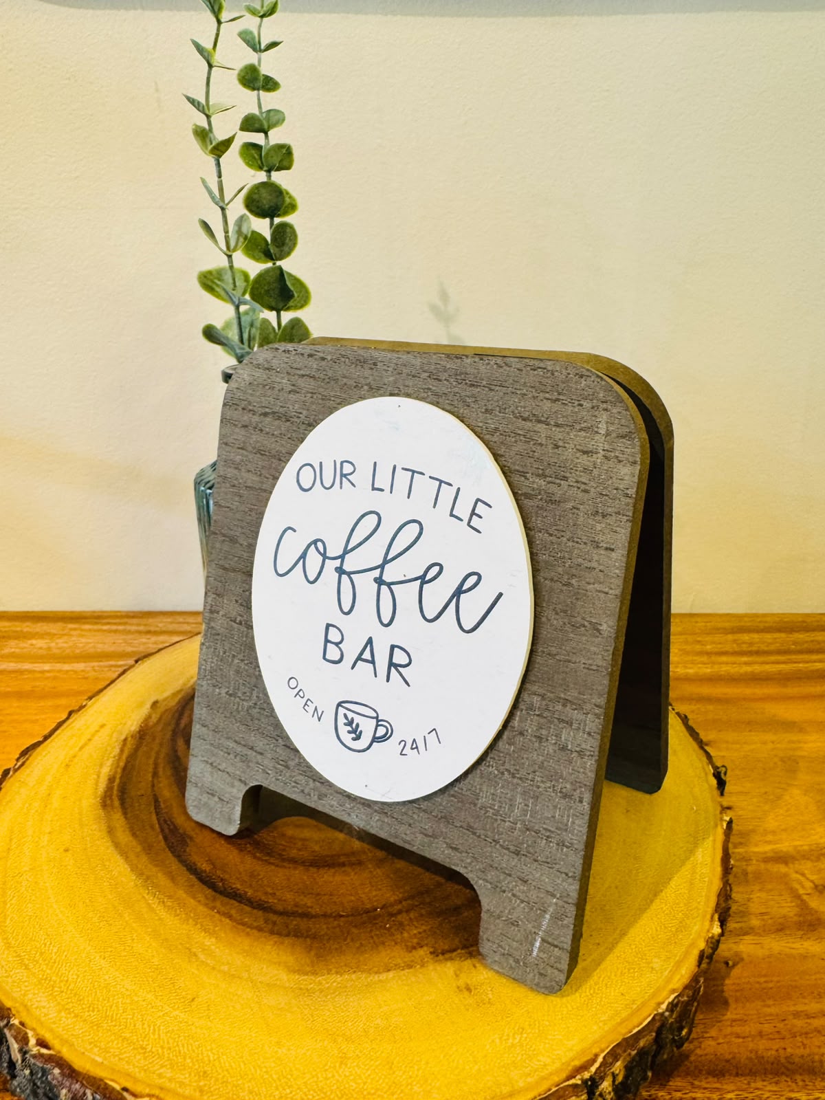 Letrero Our Little Coffee Bar